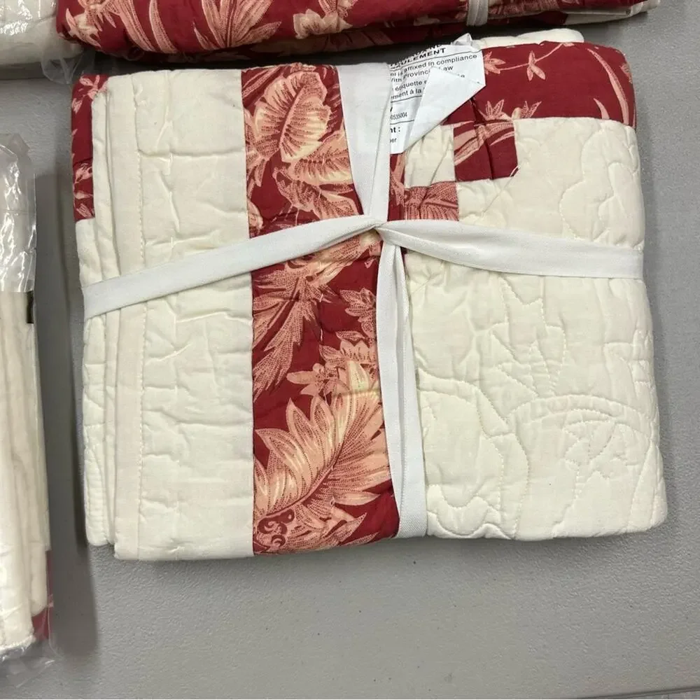 1 Pottery Barn Andover Patchwork King Sham Pillow Cover Red Cream 36